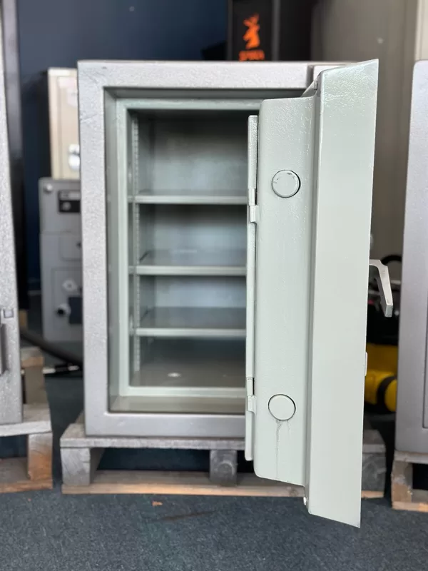 Moving Safes FOR 15 YEARS - parcelies.lv